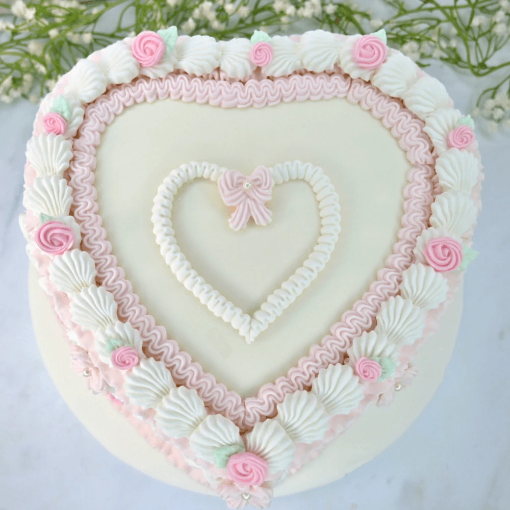 Karen Davies Large Lambeth Borders Mould 8 Karen Davies Large Lambeth Borders Mould - Image 6