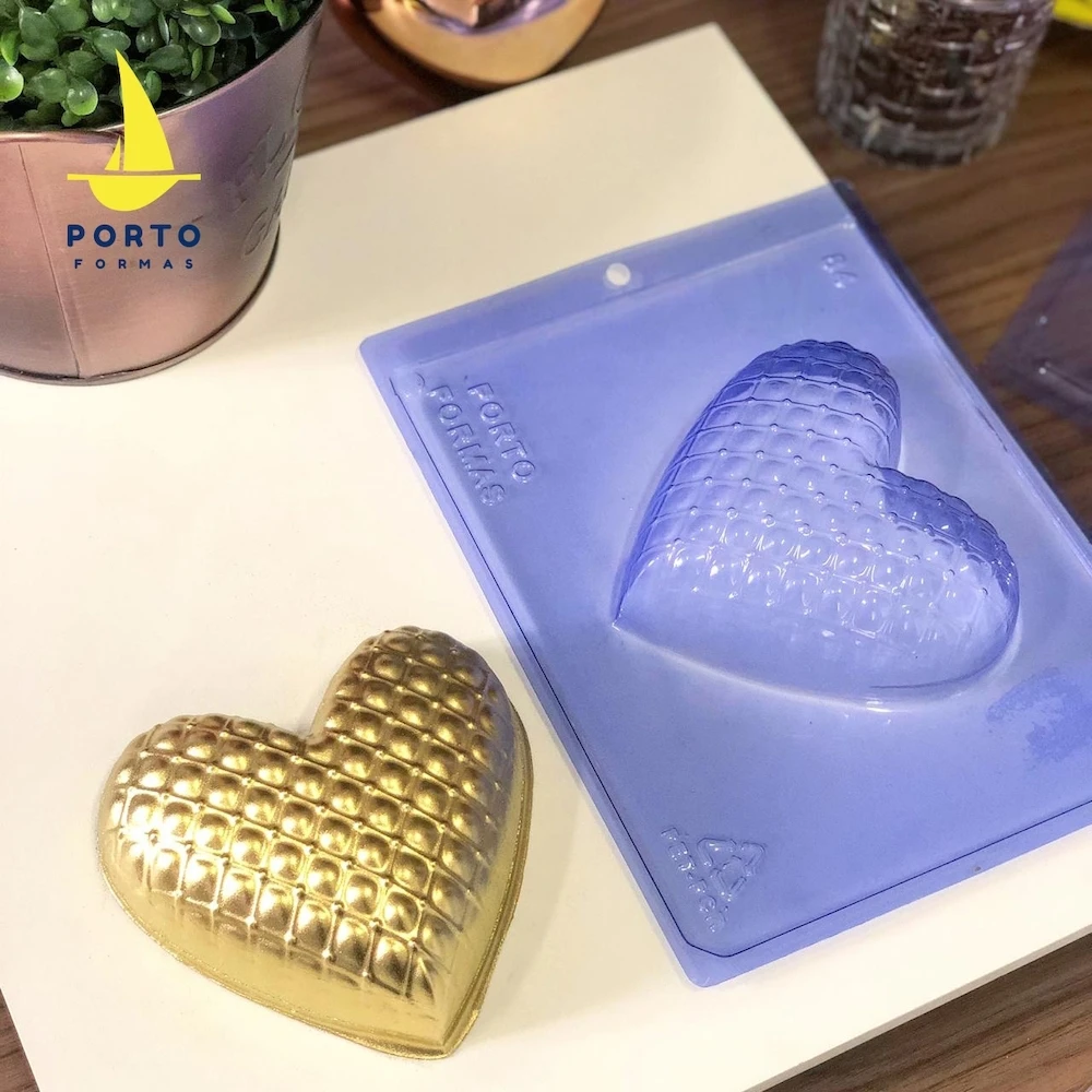 Porto Formas Quilted Heart 3-Part Chocolate Mould 4 Porto Formas Quilted Heart 3-Part Chocolate Mould - Image 2