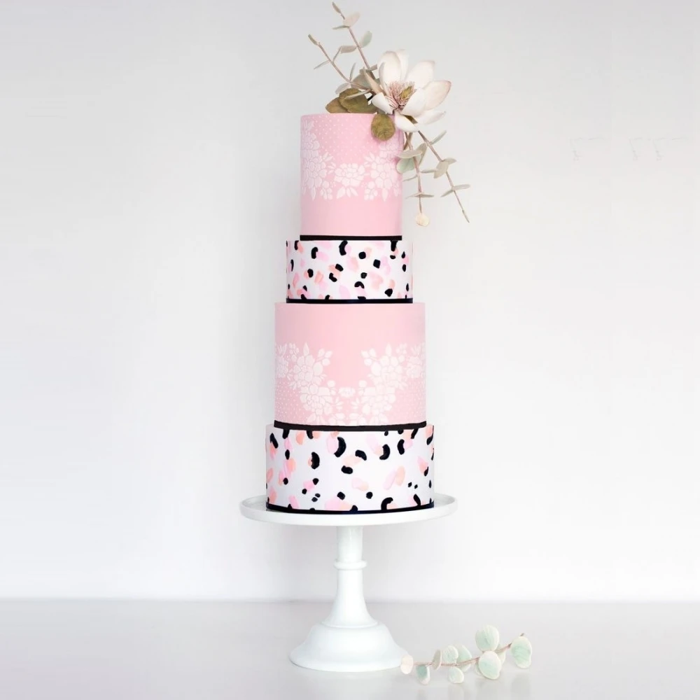 Silvia Favero Alba Duo Cake Stencil 5 Silvia Favero Alba Duo Cake Stencil - Image 3