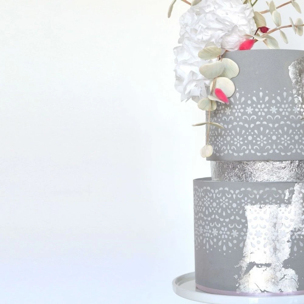 Silvia Favero Chloe Duo Cake Stencil 5 Silvia Favero Chloe Duo Cake Stencil - Image 3
