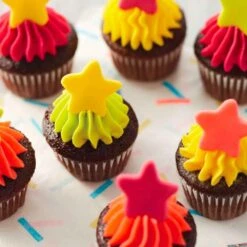 Wilton How To Decorate Fondant Shapes & Cut-Outs Kit -Baking Supplies Store wilton how to decorate fondant shapes cut outs kit p15207 68807 image